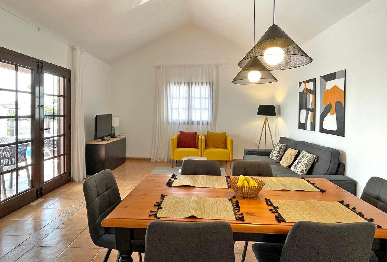 Villa Charlotte Tías Eksteriør bilde